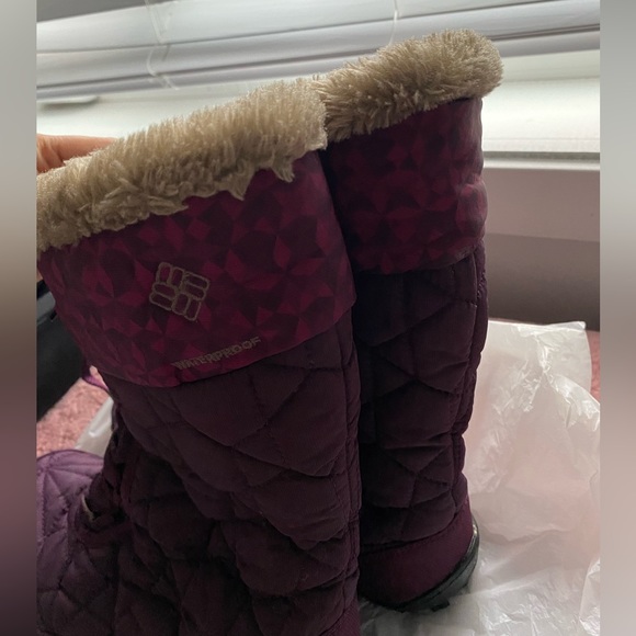 Columbia lined and waterproof winter boots - Picture 6 of 10